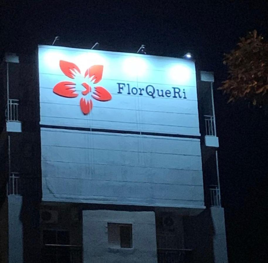 Flor Que Ri - Flats Mobiliados Na Localizacao 公寓式飯店 Olimpia