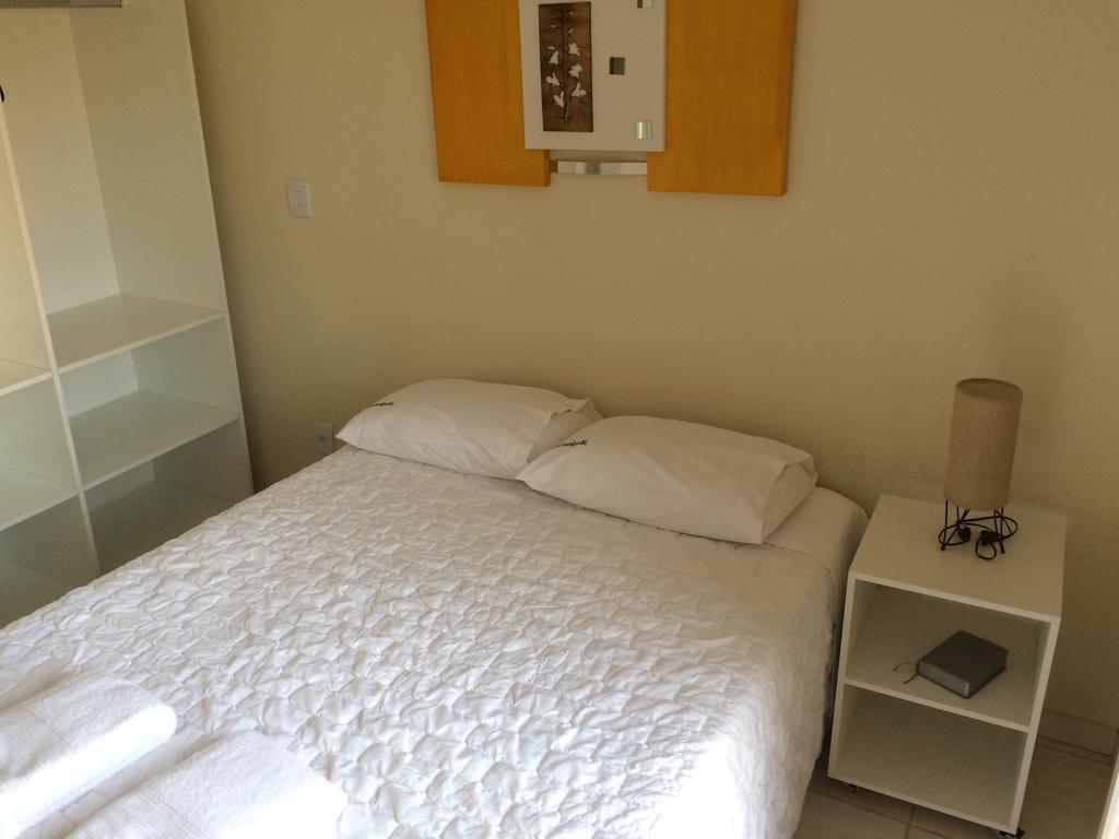 Flor Que Ri - Flats Mobiliados Na Localizacao 2* Olimpia